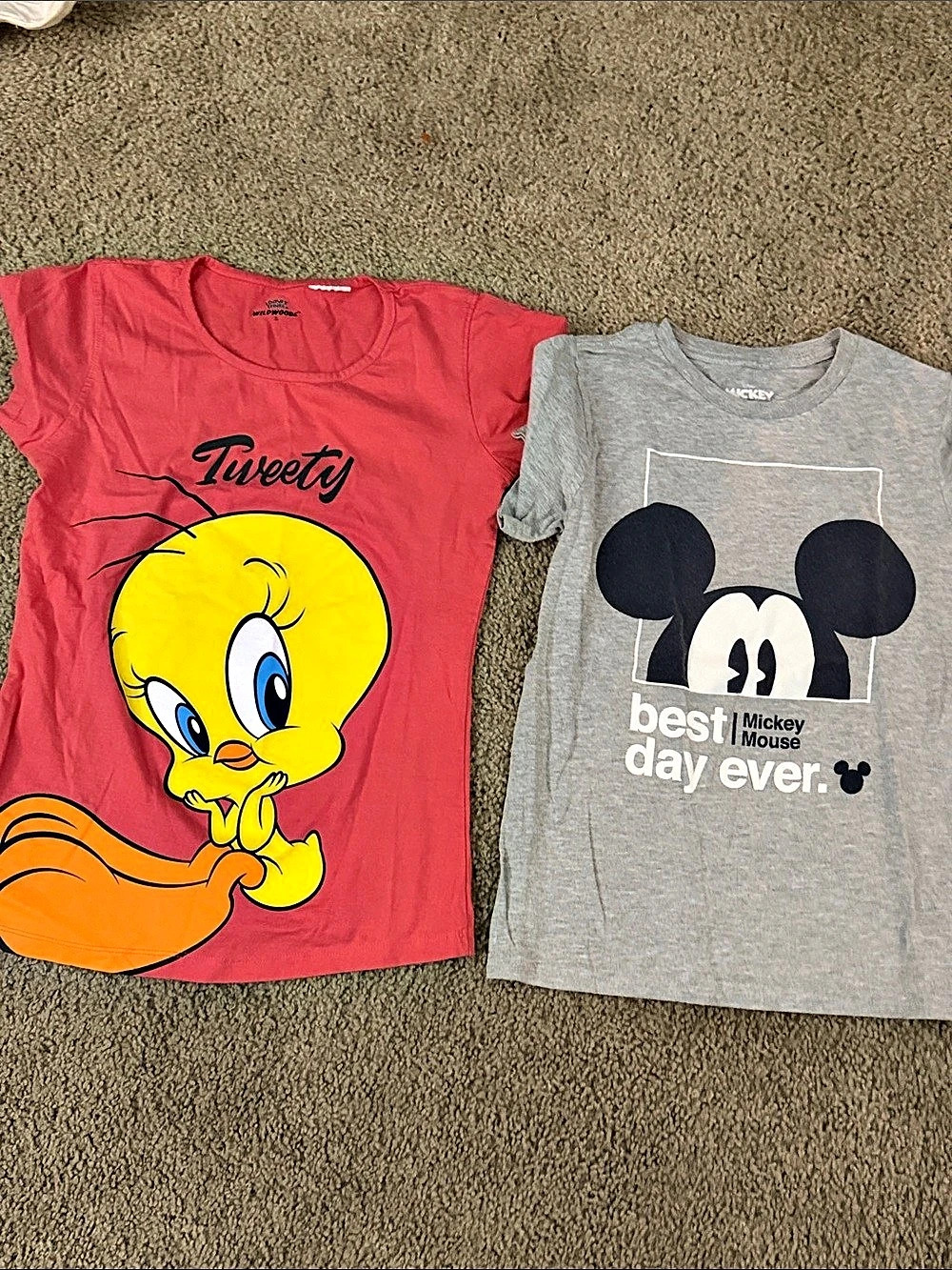 Looney Tunes Mickey & Friends Best Mickey Day Ever / Tweety Girls Small Gray &